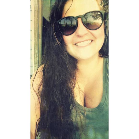 Meet your Posher, Sam - Picture 1 of 1